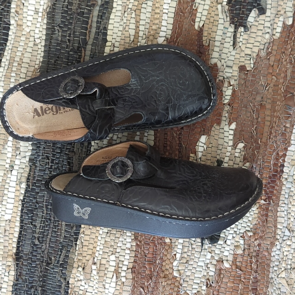 Alegria black tooled leather mules comfy bottoms with buckle strap  Euro 37 sz 7